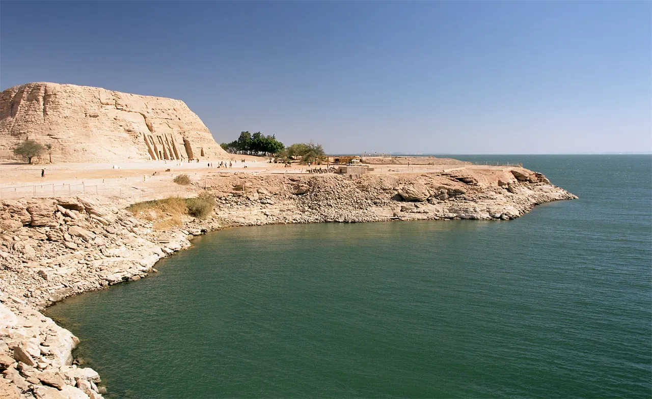 بحيرة ناصر — محافظة أسوان